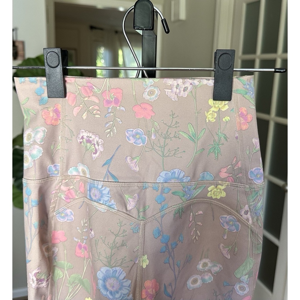 2 pairs* Fabletics PureLuxe Floral & Motion365+ Pink Leggings Bundle NWT Size S - Picture 5 of 12